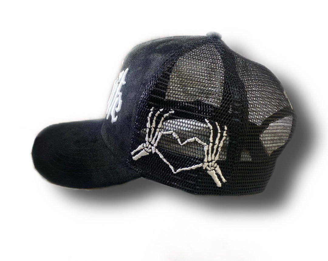 MIDNITE Trucker Hat: Jet Black